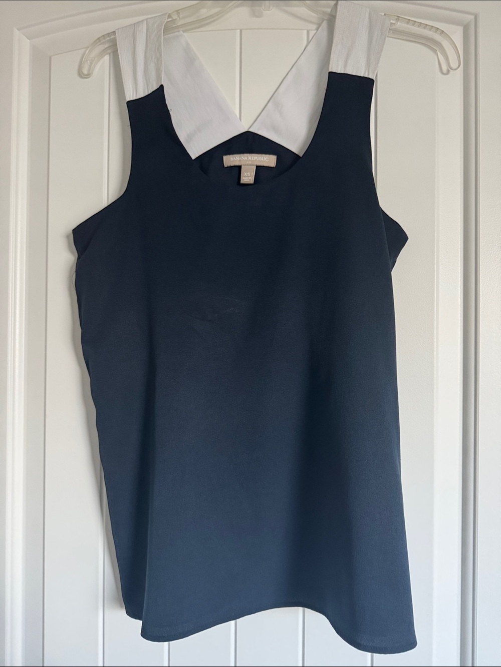 Banana Republic Navy Tank with White V-Neck Trim